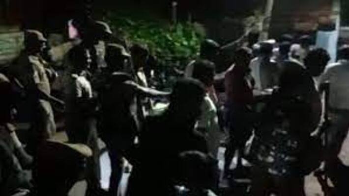 Fish sale clash .. Petrol bomb attack in Dindigul Fish sale clash .. Petrol bomb attack in Dindigul