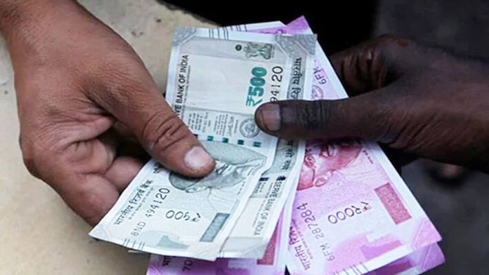 The currency in circulation declined during the Diwali week The currency in circulation declined during the Diwali week