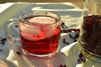 health benefits of drinking hibiscus tea