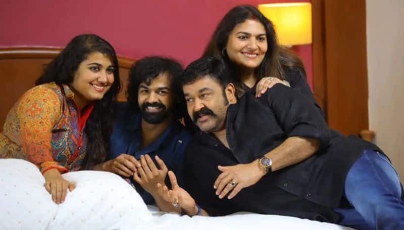 When actor Mohanlal married his Fan Suchithra