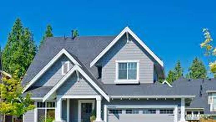 Canada restricts foreigners from buying properties Canada restricts foreigners from buying properties