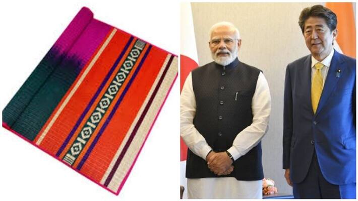 The pride of Tamil Nadu went to Japan! Modi presents Pathamada mat to former Japanese PM The pride of Tamil Nadu went to Japan! Modi presents Pathamada mat to former Japanese PM