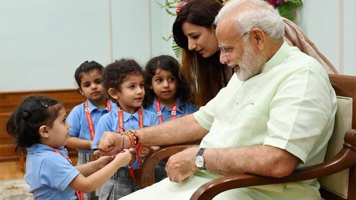 Raksha bandhan Pakistani Origin sister sent rakhi to PM Modi wish good health and long life ckm Raksha bandhan Pakistani Origin sister sent rakhi to PM Modi wish good health and long life ckm