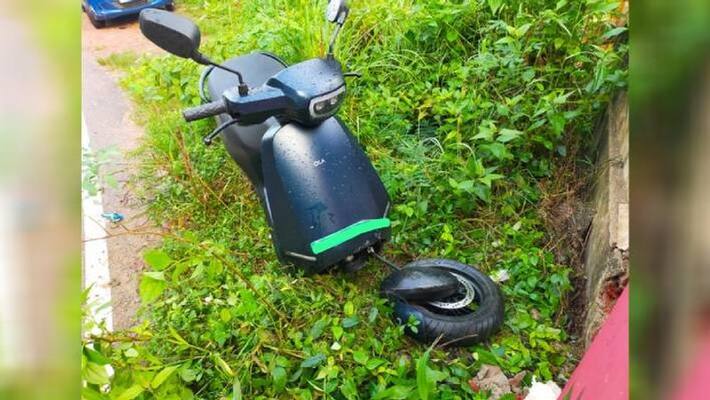 Ola Scooter Owner Reports Incident Of Front Suspension Failure Ola Scooter Owner Reports Incident Of Front Suspension Failure