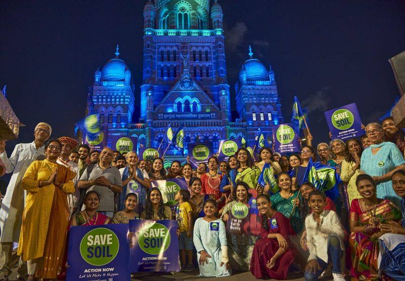 Sadhguru Save Soil campaign Iconic BMC Headquarters Light Up Colors to Support  Movement ckm