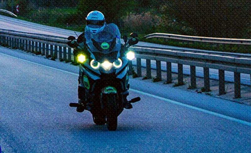 After bike-ride through 26 nations, Sadhguru enters India with 'Save Soil' message 2