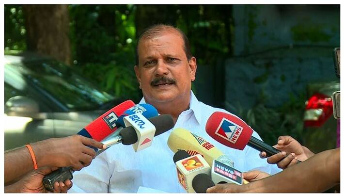 Court grants anticipatory bail to pc george on conspiracy case against kerala CM Court grants anticipatory bail to pc george on conspiracy case against kerala CM