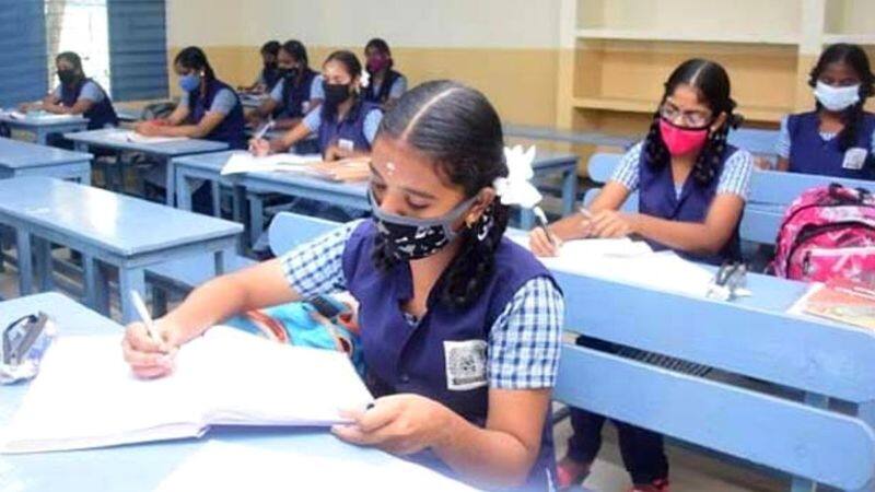 10th public exam hall ticket released today