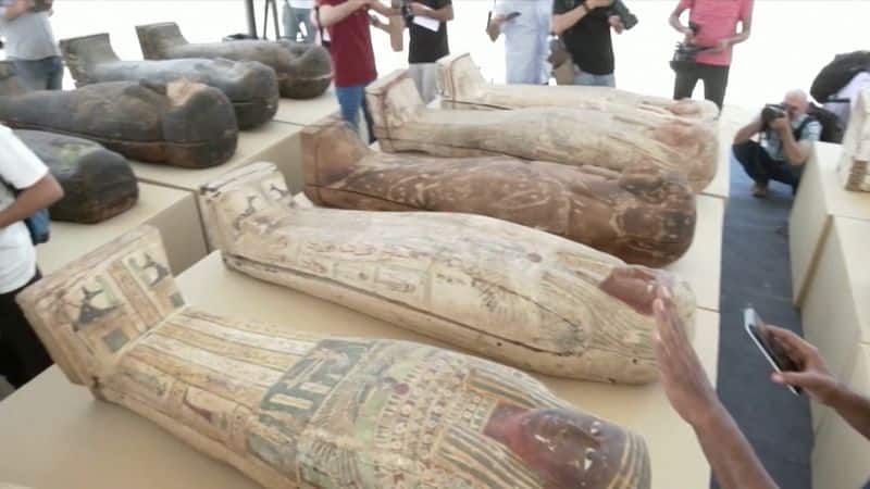 Archaeologists uncover trove of ancient Egyptian mummies