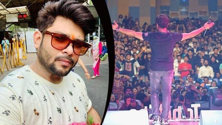 Singer Aneek Dhar raises their finger on overcrowded entry at KK s live concert in Nazrul Manch BRD Singer Aneek Dhar raises their finger on overcrowded entry at KK s live concert in Nazrul Manch BRD