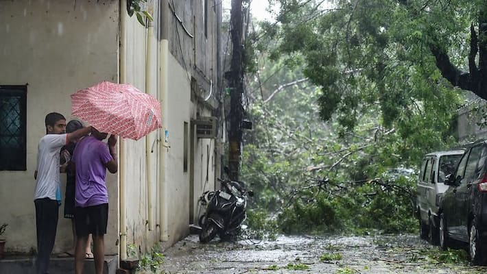 next 4 days Tamilnadu and puducherry will get rain, said chennai meteorological center next 4 days Tamilnadu and puducherry will get rain, said chennai meteorological center
