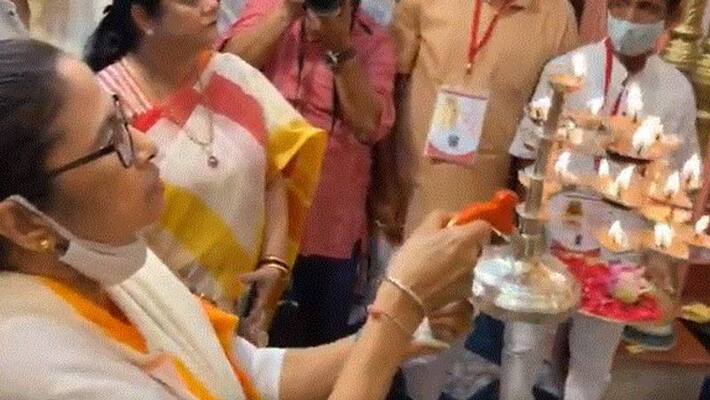 Mamata Banerjee says Ma Santoshio Maa came into her dream during Singur Land Agitation RTB Mamata Banerjee says Ma Santoshio Maa came into her dream during Singur Land Agitation RTB