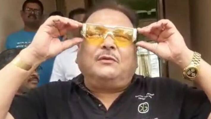 Madan Mitra sneered at bjp government says status would increase appeared in CBI and ED office bsm Madan Mitra sneered at bjp government says status would increase appeared in CBI and ED office bsm