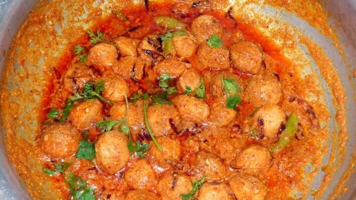 How to cook Meal Maker Gravy recipe in Tamil How to cook Meal Maker Gravy recipe in Tamil