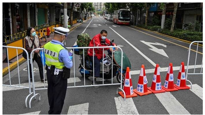 under chinas covid 19 lockdown xinjiang residents complain of hunger ash under chinas covid 19 lockdown xinjiang residents complain of hunger ash