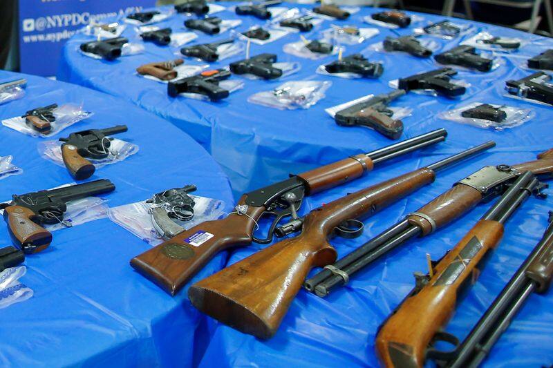 Mexico to control gun mafia 