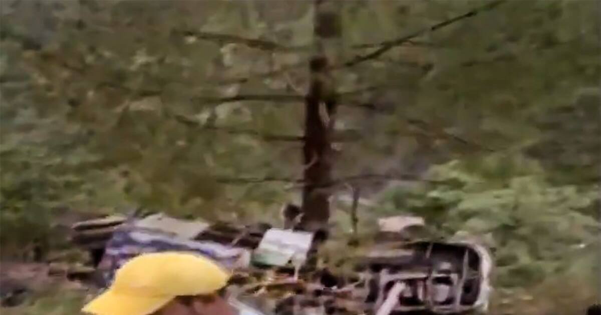 🚌బస్సు ప్రమాదంలో 18 మంది మృతి😱 - ShareChat