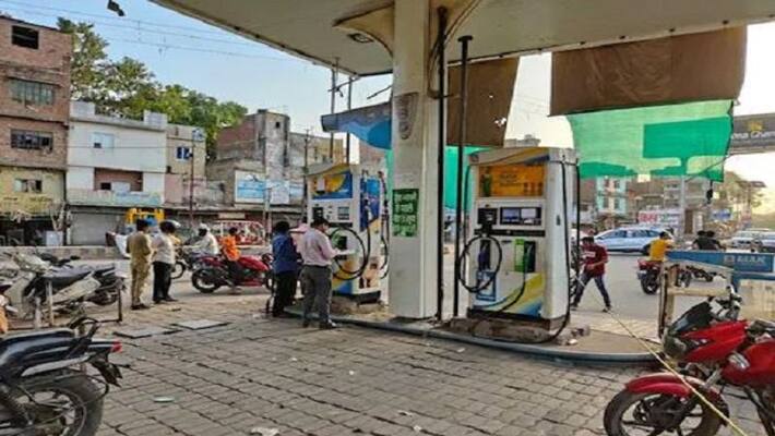 Petrol and Diesel Rate Today on 6 January: Fuel rates unchanged Check prices in Delhi Mumbai other cities Petrol and Diesel Rate Today on 6 January: Fuel rates unchanged Check prices in Delhi Mumbai other cities