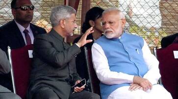 PM Narendra Modi meets MEA Jaishankar in Parliament amid row with Canada ksp PM Narendra Modi meets MEA Jaishankar in Parliament amid row with Canada ksp