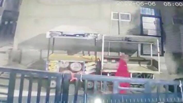 70 year old woman brutally beaten up by mob in Rajasthan kpr 70 year old woman brutally beaten up by mob in Rajasthan kpr