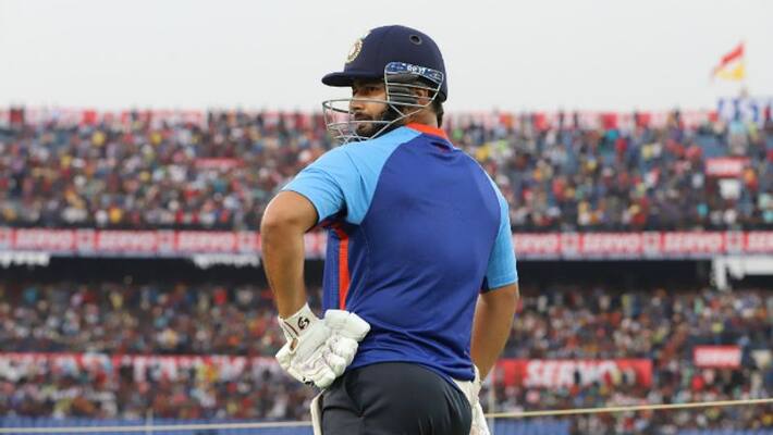 rishabh pant undergoes successful knee surgery in mumbai hospital rishabh pant undergoes successful knee surgery in mumbai hospital