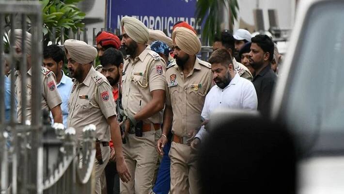 Chandigarh Gangster Lawrence Bishnoi accused of killing Sidhu Moose Wala brought to Punjab amid tight security stb