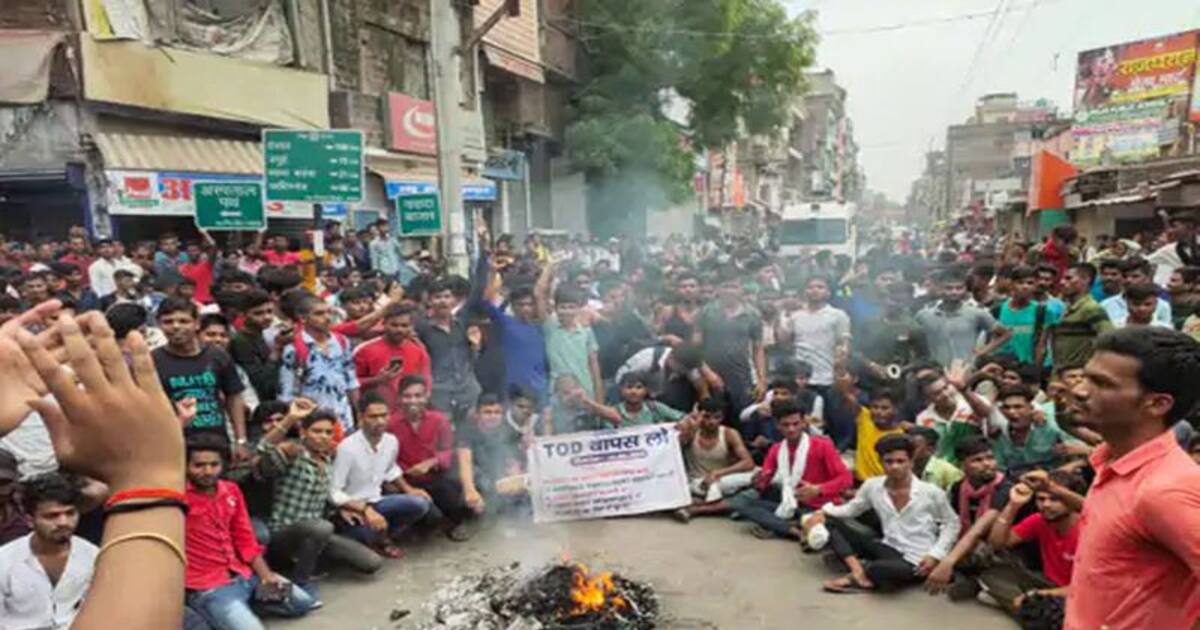 agnipath scheme protest :: அக்னிபத் திட்டம் : முப்படைகளில் தற்காலிக பணி வீரர்கள்! 4 ஆண்டுக்கு பின் என்ன செய்ய!