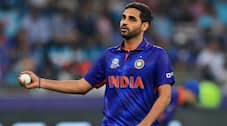 sreesanth advice to bhuvneshwar kumar about leaking more runs in death overs 