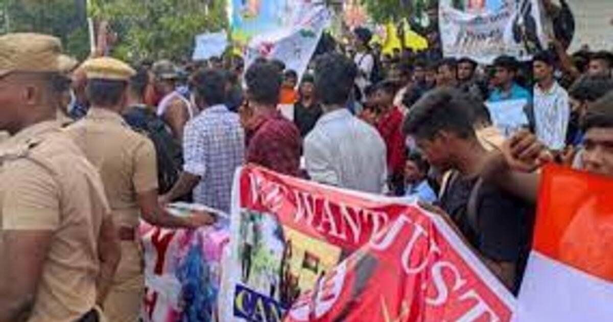 அக்னிபத் திட்டத்திற்கு எதிர்ப்பு.. திரண்ட இளைஞர்கள்.. சென்னையிலும் வெடித்த போராட்டம்..