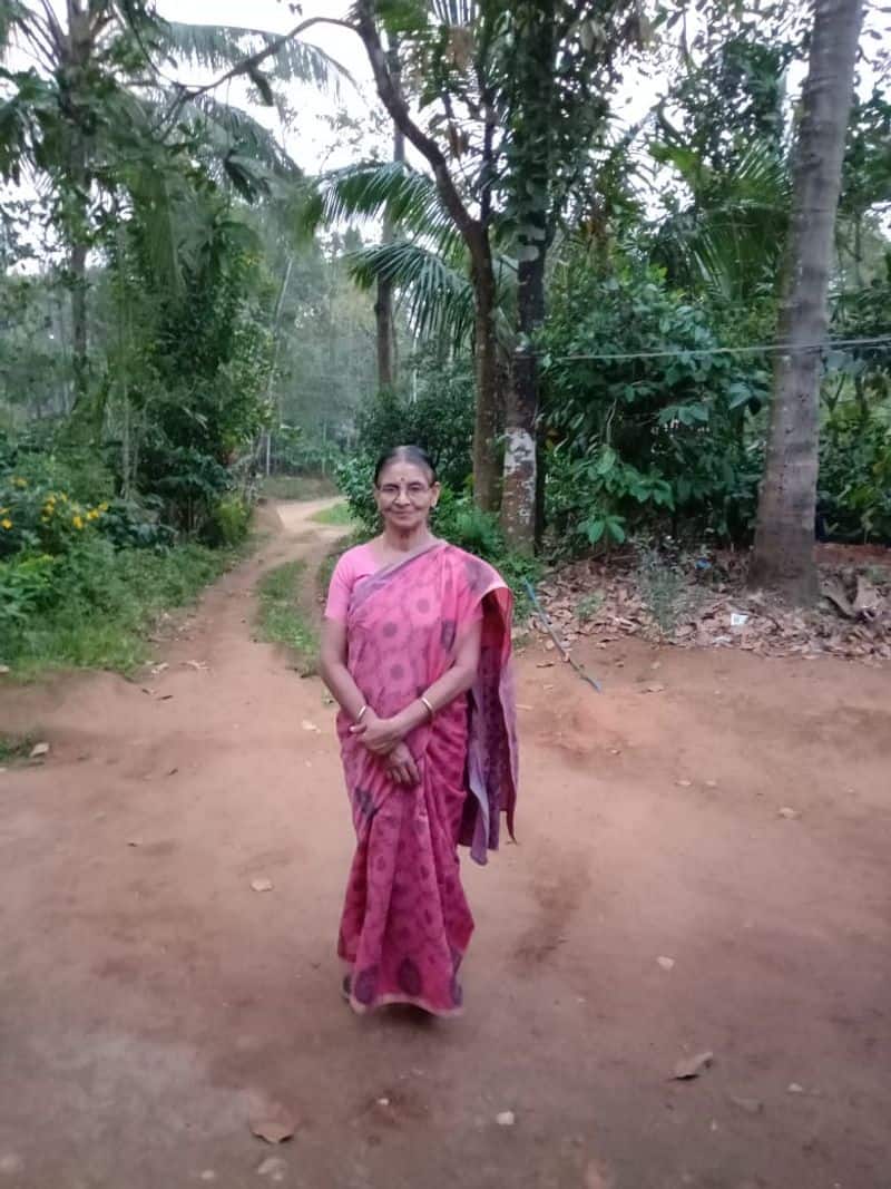 radhamani known as walking library shares experiences