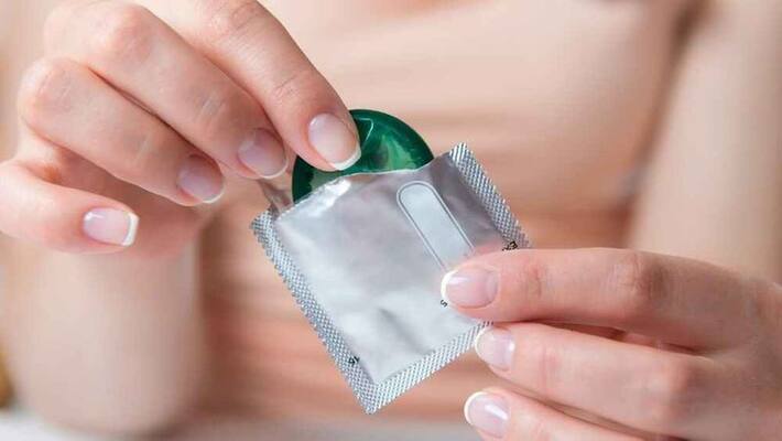 does wearing a condom reduce the risk of getting the monkeypox virus does wearing a condom reduce the risk of getting the monkeypox virus