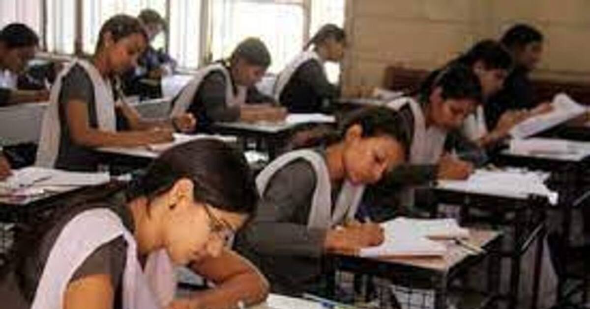 வெளியான தேர்வு முடிவுகள்.. பிளஸ் 2 வில் 93.76 % தேர்ச்சி..10 ஆம் வகுப்பில் 90.07% தேர்ச்சி.. 