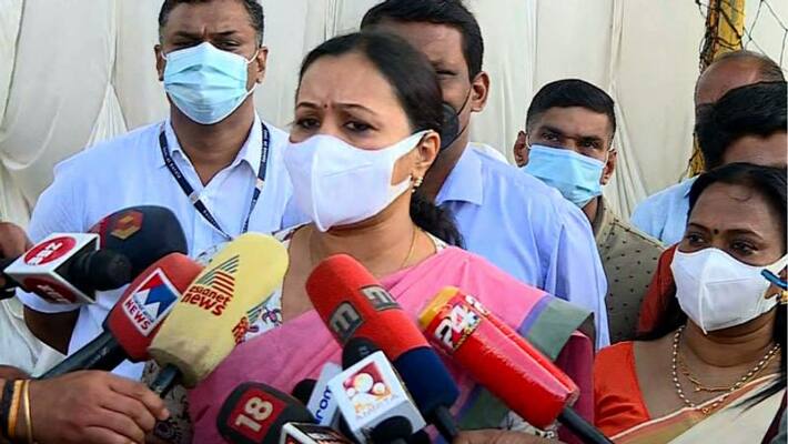Health Minister seeks report on the Complaint that the patient died without getting oxygen Health Minister seeks report on the Complaint that the patient died without getting oxygen