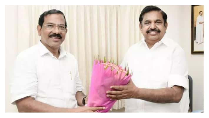 Mafa Pandiyarajan who fell at the feet of Edappadi Palanichamy and Jump to EPS team..! Mafa Pandiyarajan who fell at the feet of Edappadi Palanichamy and Jump to EPS team..!