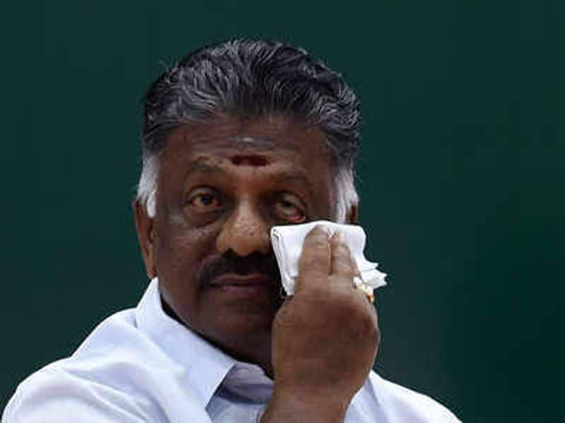 Opanneerselvam mother admitted hospital in theni