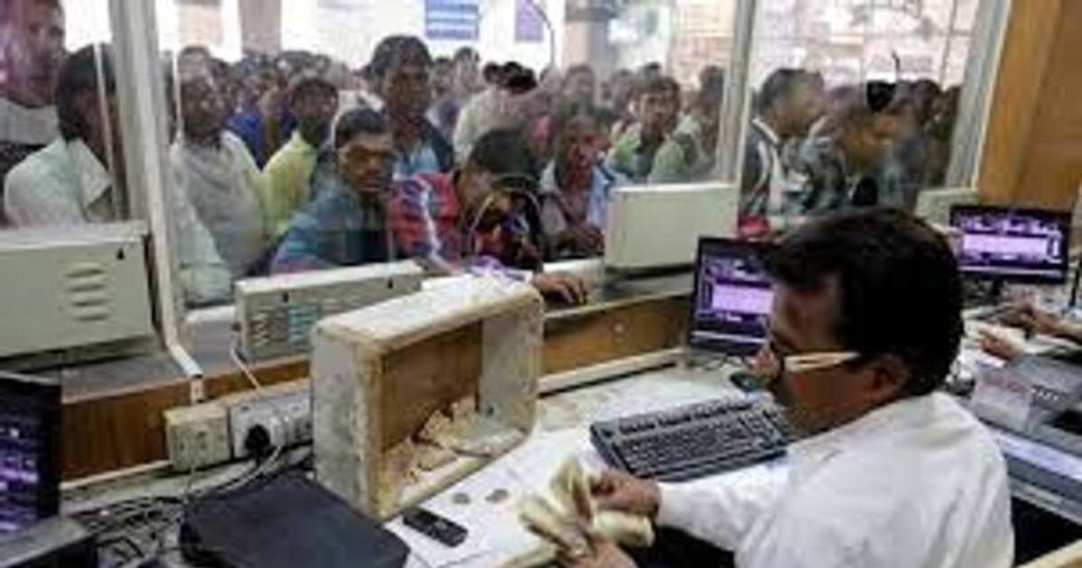 மக்களே அலர்ட் !! தீபாவளிக்கு சொந்த ஊர் போறீங்களா..? இன்று முதல் முன்பதிவு தொடக்கம்.. முழு தகவல்..