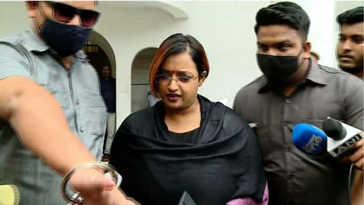 Swapna Suresh says that k t jaleel has done anti national activities Swapna Suresh says that k t jaleel has done anti national activities