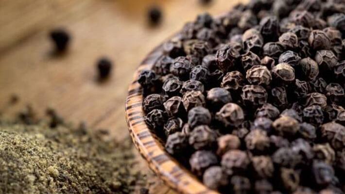 Use black pepper tips to turn your fortune according to astrology bsm Use black pepper tips to turn your fortune according to astrology bsm