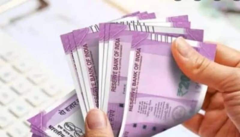 Indian govt allows relatives living abroad to send up to Rs 10 lakh without disclosing it