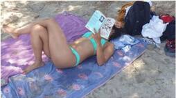 Bollywood Actress Radhika Aptes reading in a bikini photo viral sgk