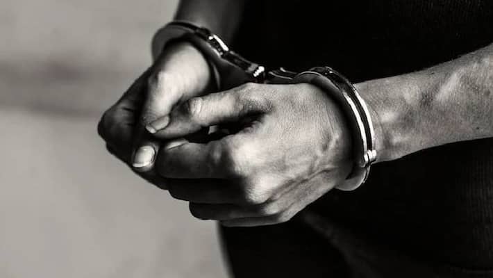 Pakistani man crosses border to attack Nupur Sharma arrested in Rajasthan 11 inch knife recovered gcw Pakistani man crosses border to attack Nupur Sharma arrested in Rajasthan 11 inch knife recovered gcw