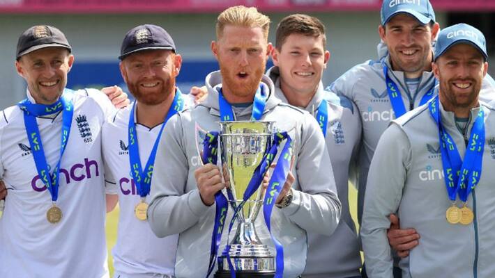 England Cricketers Land In Pakistan For First Test Series In 17 Years kvn England Cricketers Land In Pakistan For First Test Series In 17 Years kvn