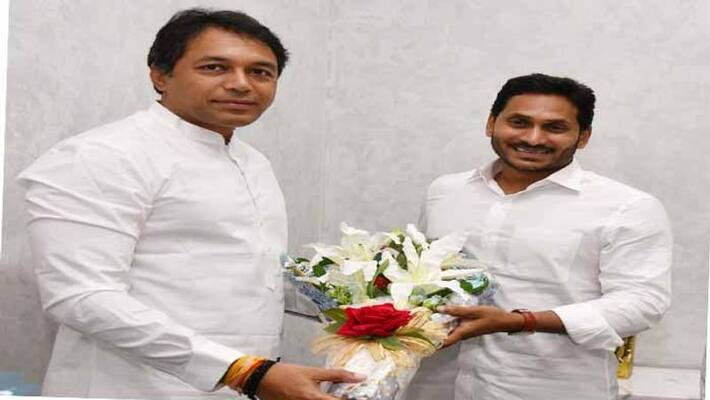 Atmakur MLA Mekapati Vikram Reddy Meets AP CM YS Jagan Atmakur MLA Mekapati Vikram Reddy Meets AP CM YS Jagan