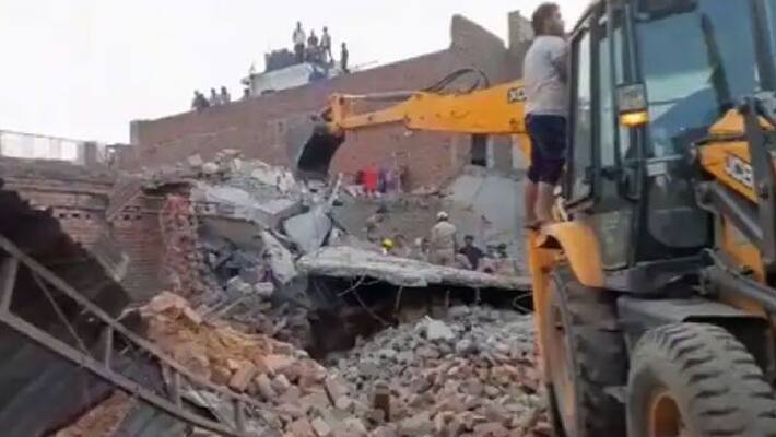 UP News Meerut Blast Police recovered 25 sacks of explosives search operation continues gunpowder came three days ago UP News Meerut Blast Police recovered 25 sacks of explosives search operation continues gunpowder came three days ago