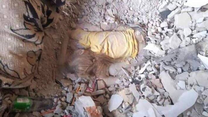 Heart breaking picture of Russia Ukraine war, a 6 year old girl under the rubble of a destroyed house kpa Heart breaking picture of Russia Ukraine war, a 6 year old girl under the rubble of a destroyed house kpa