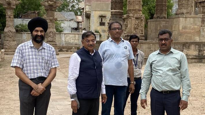 NMA chairman Shri Tarun Vijay and officers visit rudra mahalaya temple gujarat mda NMA chairman Shri Tarun Vijay and officers visit rudra mahalaya temple gujarat mda