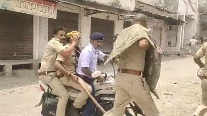 udaipur tension after rajsamand policemen attacked clash between police and protesters kpr udaipur tension after rajsamand policemen attacked clash between police and protesters kpr