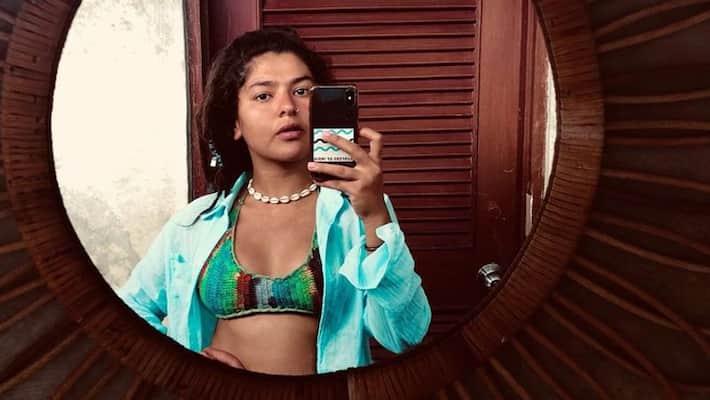 Sonu aka Nidhi Bhanushali from TMKOC shares her mirror selfie in a hot bikini, fans react- tu toh badal gai re AKA Sonu aka Nidhi Bhanushali from TMKOC shares her mirror selfie in a hot bikini, fans react- tu toh badal gai re AKA