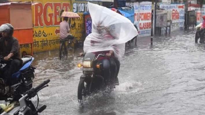 gorakhpur water logging after first rain akhilesh yadav tweet gorakhpur water logging after first rain akhilesh yadav tweet