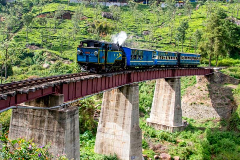 nilgiri mountain train journey 